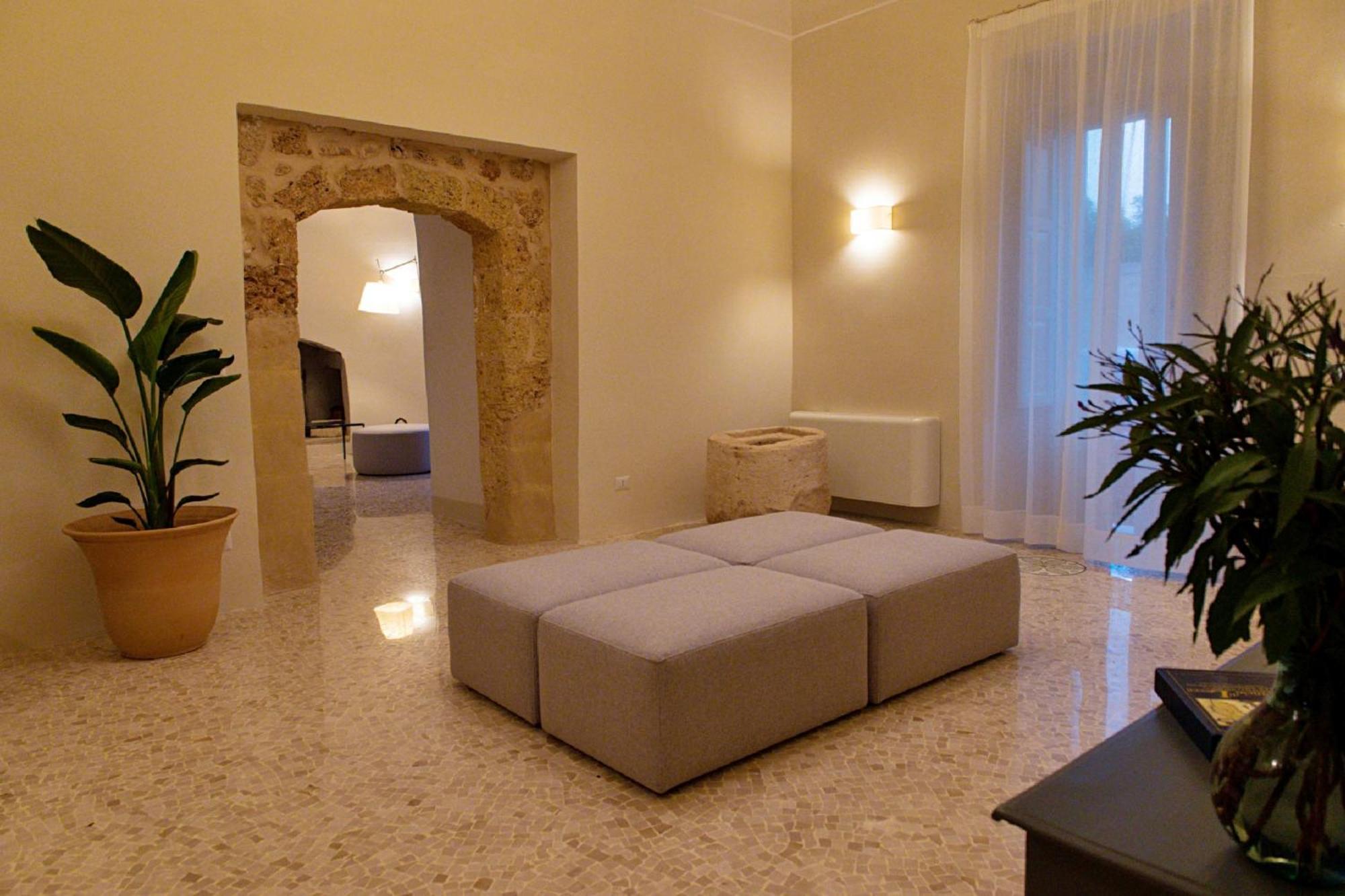 Hotel Palazzo Pati Tiggiano Zewnętrze zdjęcie